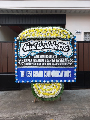 Papan Bunga Duka di Akehuda